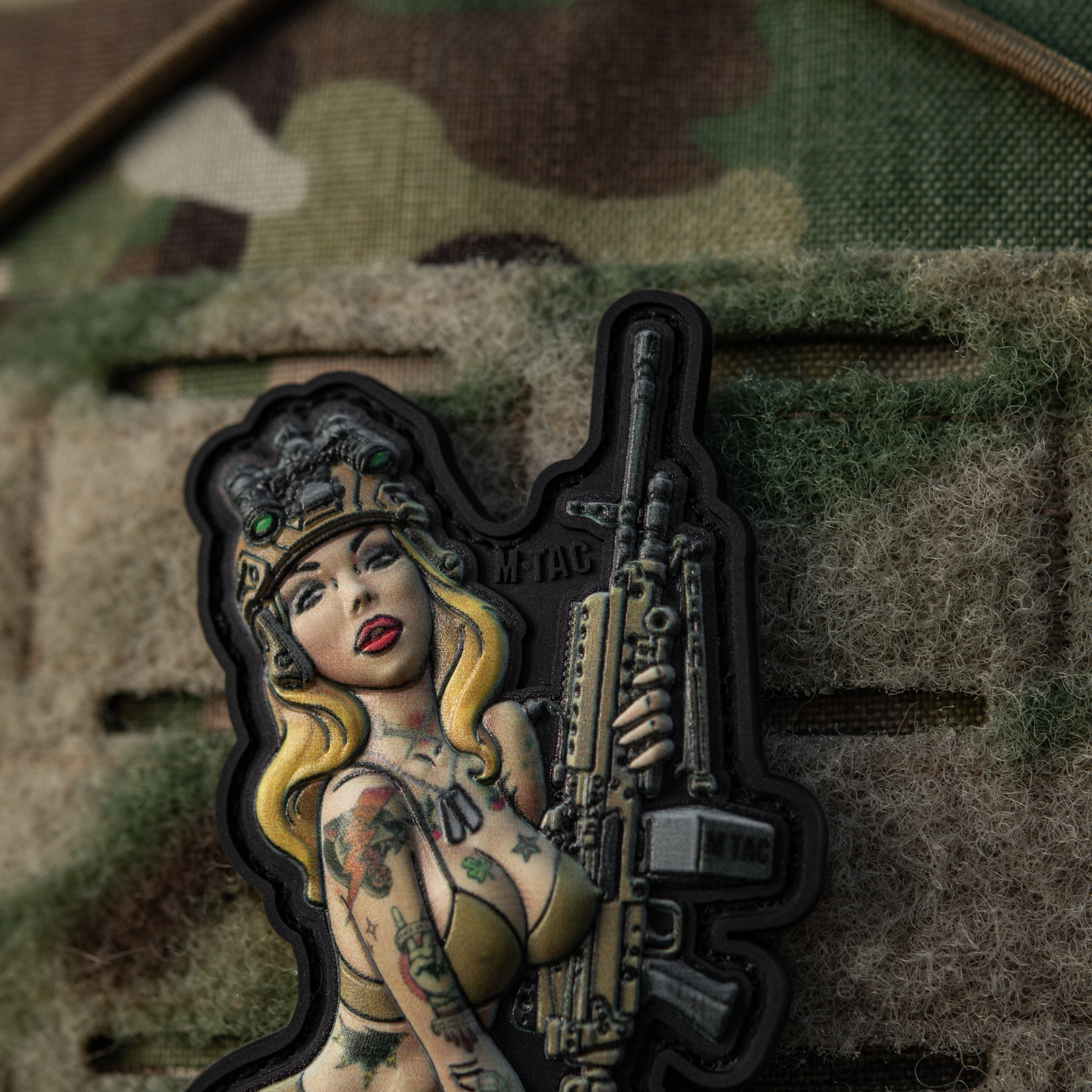 M-Tac нашивка Tactical girl №5 PVC Hooligan M-Tac нашивка Tactical girl №5 PVC Hooligan - Зображення 4
