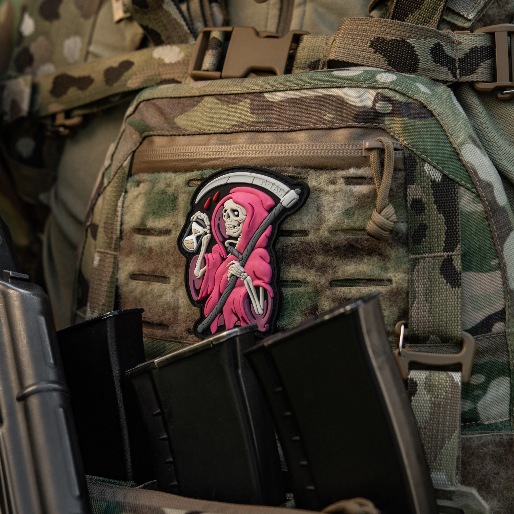 M-Tac нашивка Time PVC Pink/Black M-Tac нашивка Time PVC Pink/Black - Зображення 3