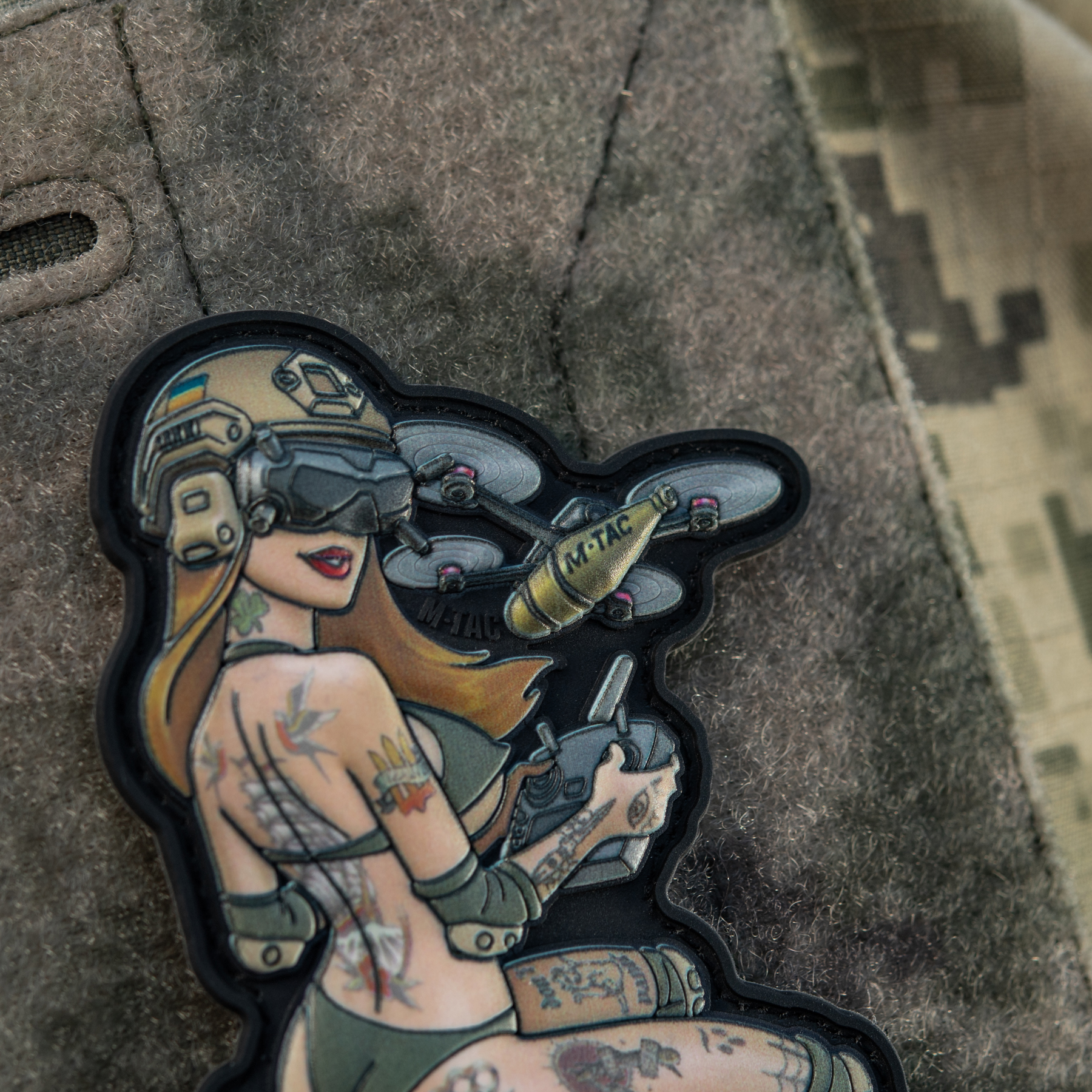 M-Tac нашивка Tactical girl №6 PVC Hooligan Olive V2 M-Tac нашивка Tactical girl №6 PVC Hooligan Olive V2 — изображение 10
