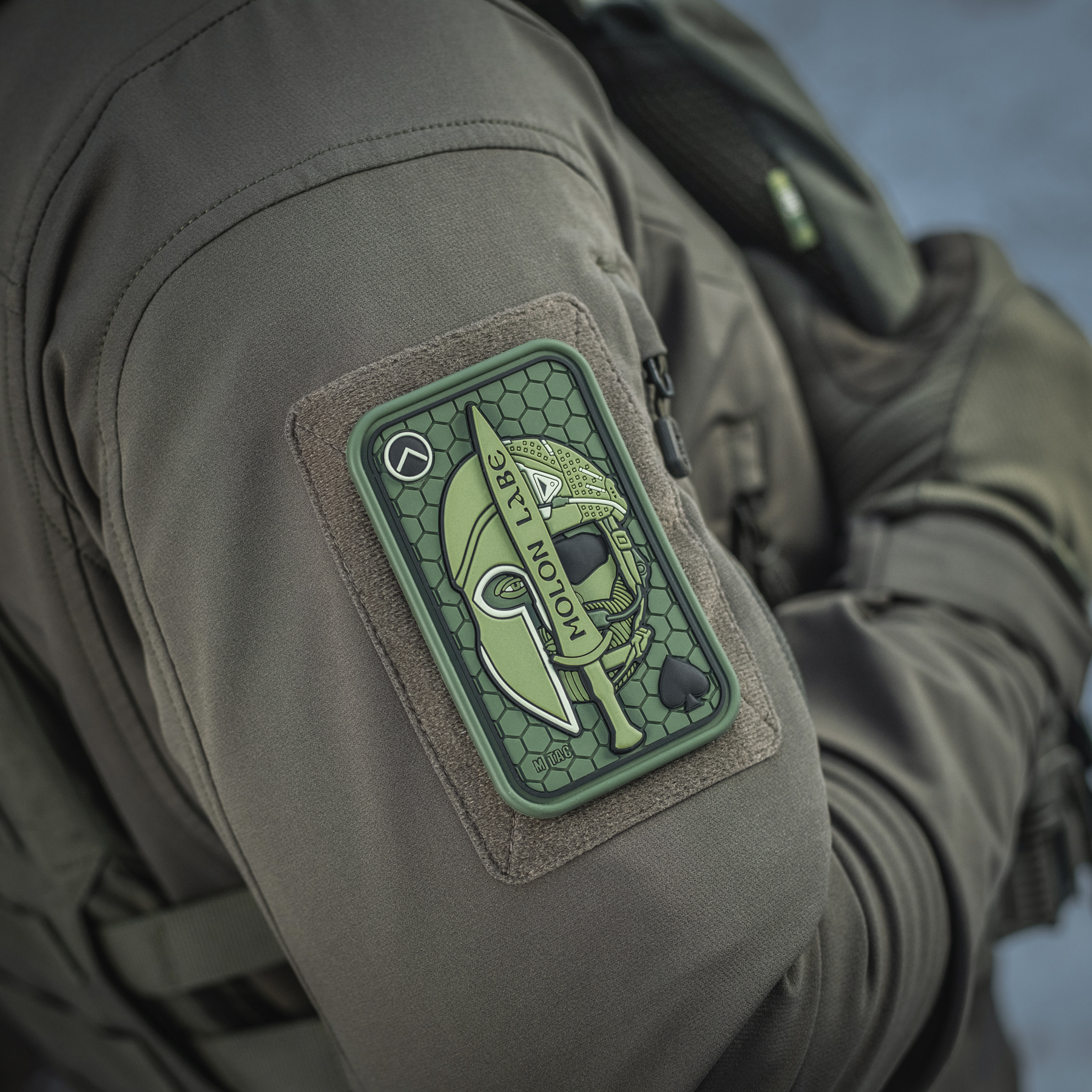 M-Tac нашивка Molon Labe Ace 3D ПВХ олива M-Tac нашивка Molon Labe Ace 3D ПВХ олива - Зображення 10