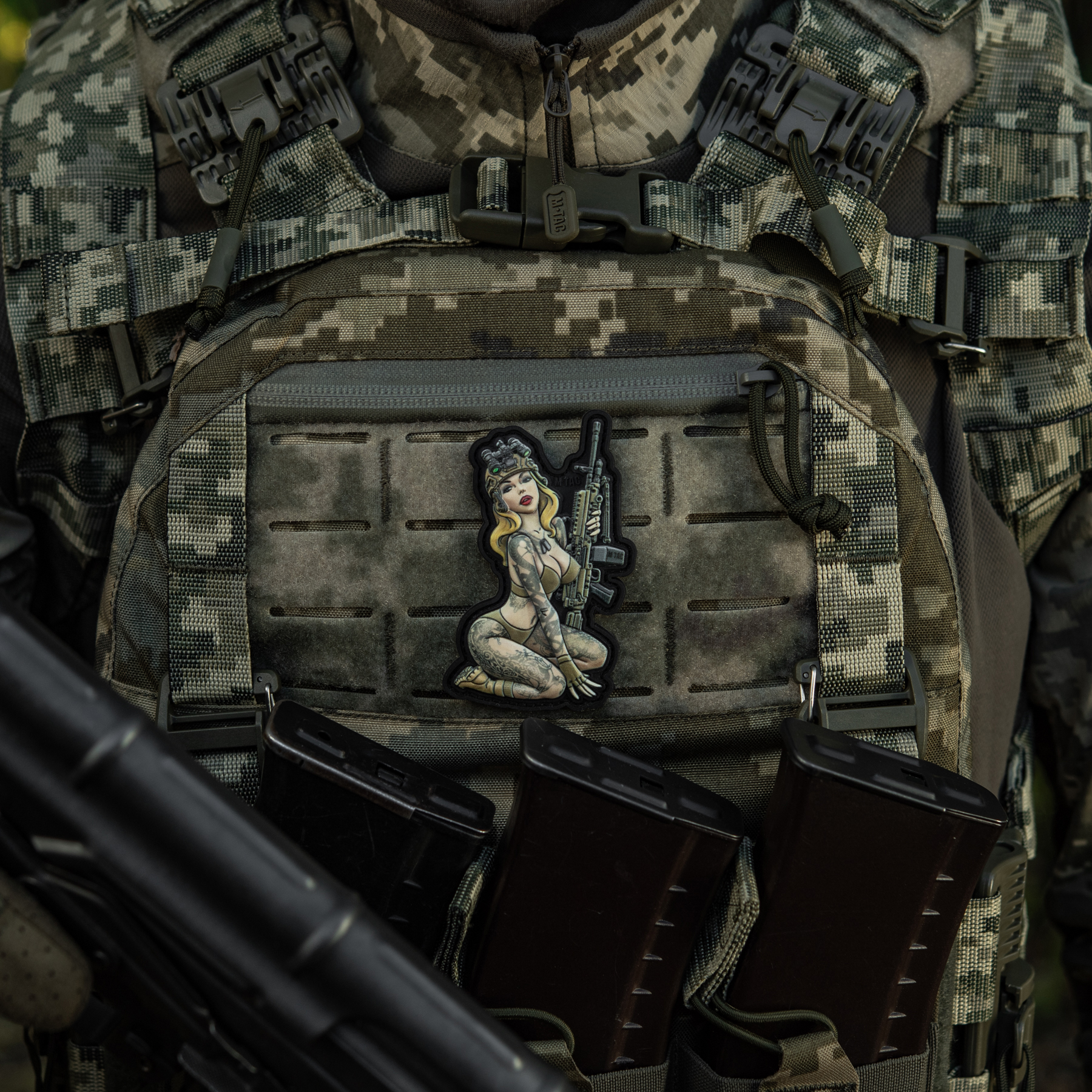 M-Tac нашивка Tactical girl №5 PVC Skandinavik M-Tac нашивка Tactical girl №5 PVC Skandinavik - Зображення 3