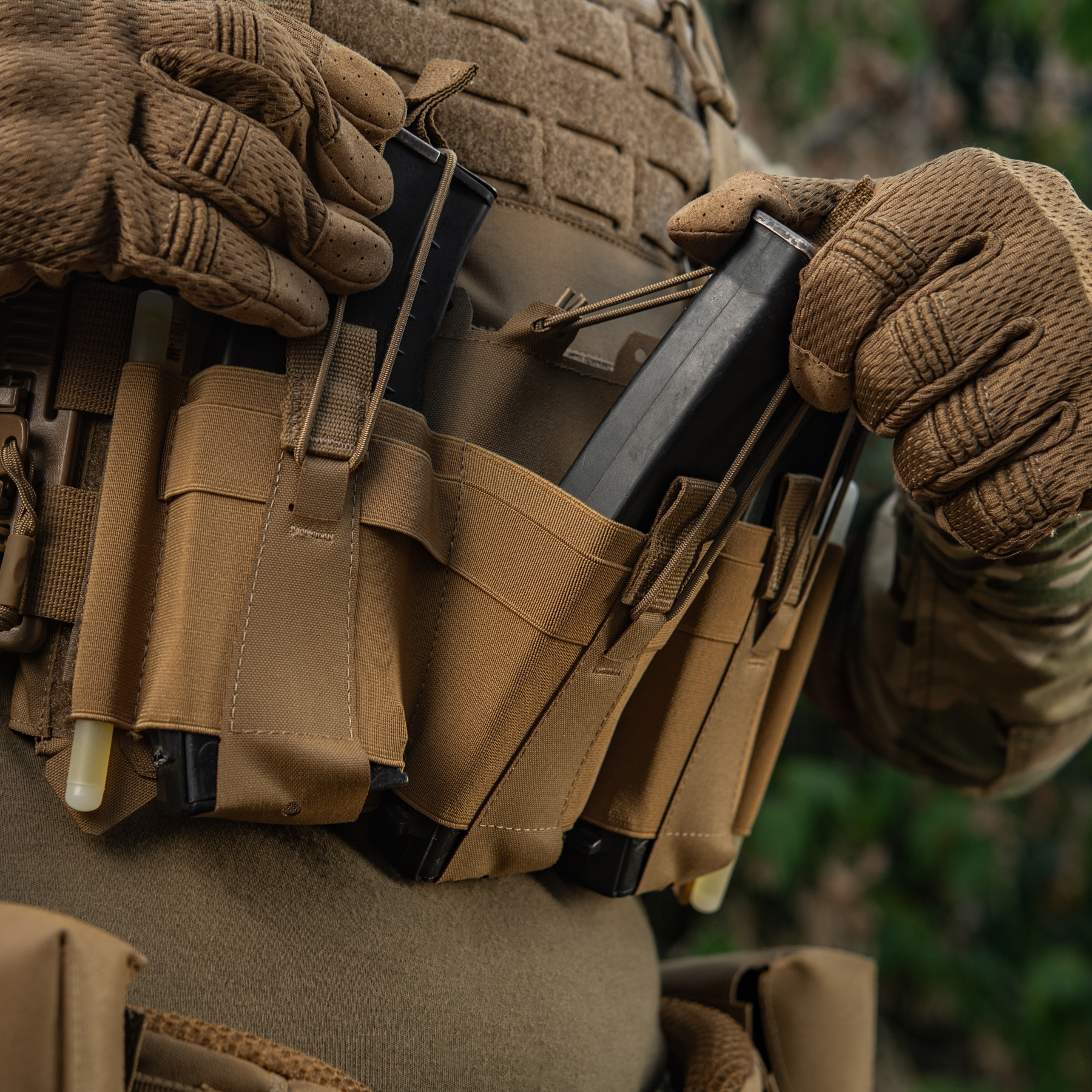 M-Tac передня панель для плитоноски Cuirass QRS на три магазина Coyote M-Tac передня панель для плитоноски Cuirass QRS на три магазина Coyote - Зображення 16