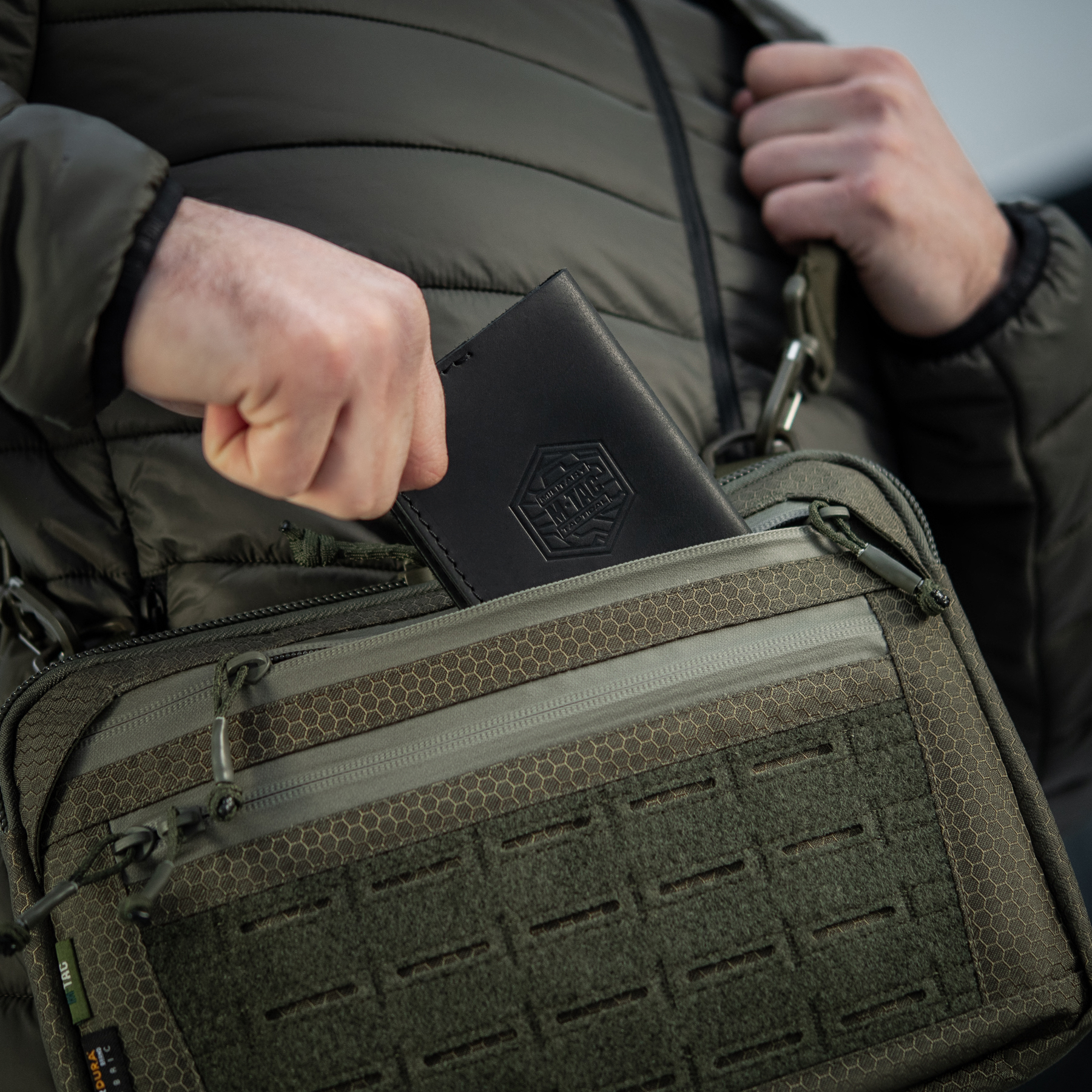 M-Tac сумка Admin Bag Medium Elite з липучкою Hex Ranger Green M-Tac сумка Admin Bag Medium Elite з липучкою Hex Ranger Green - Зображення 27