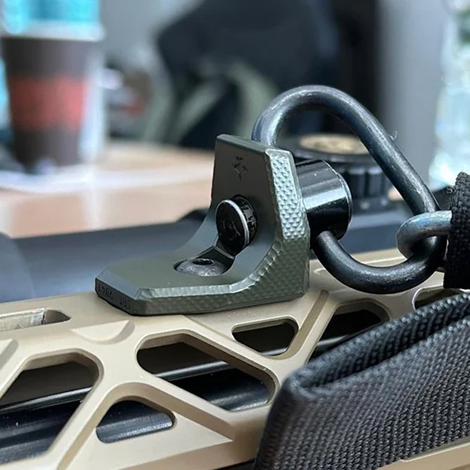 Крук Антабка QD із кріпленням M-Lok Black Крук Антабка QD із кріпленням M-Lok Black - Зображення 4