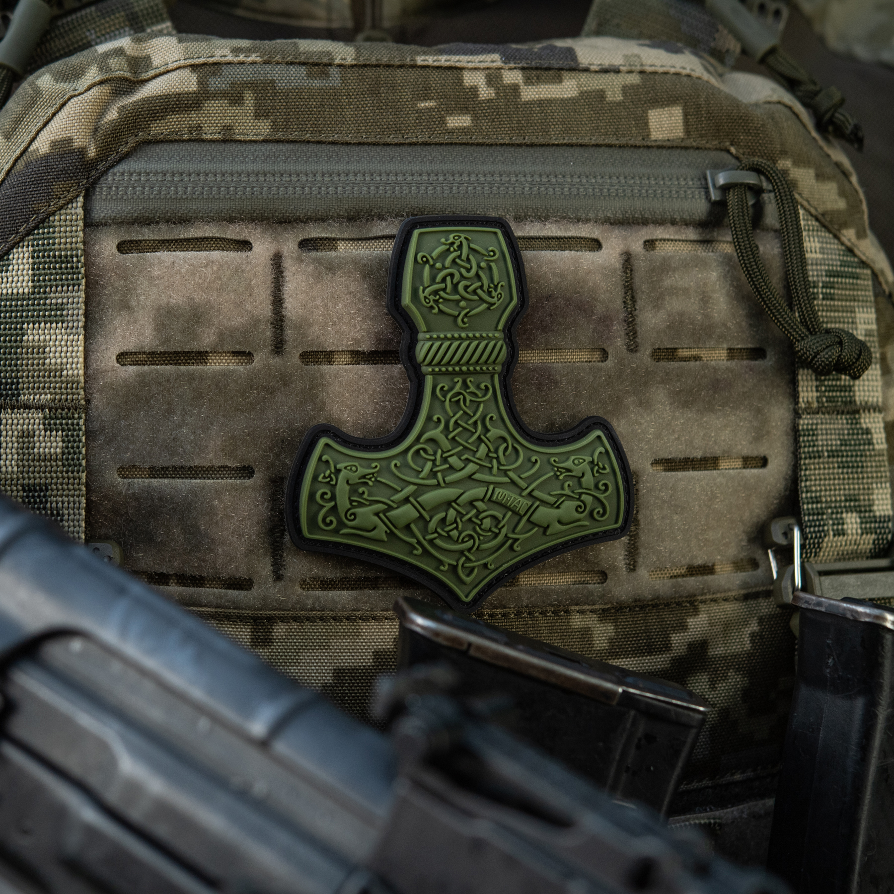 M-Tac нашивка Mjölnir Large PVC Olive M-Tac нашивка Mjölnir Large PVC Olive - Зображення 7